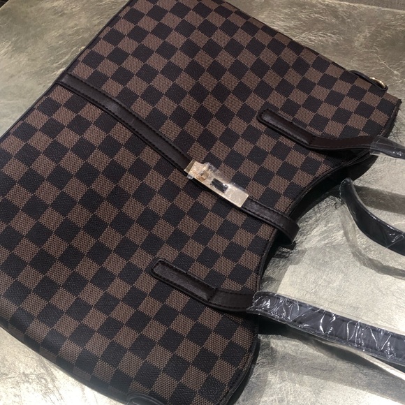 FREE SHIPPING - 4 PIECE PURSE SET - COFFEE BROWN - Picture 7 of 7